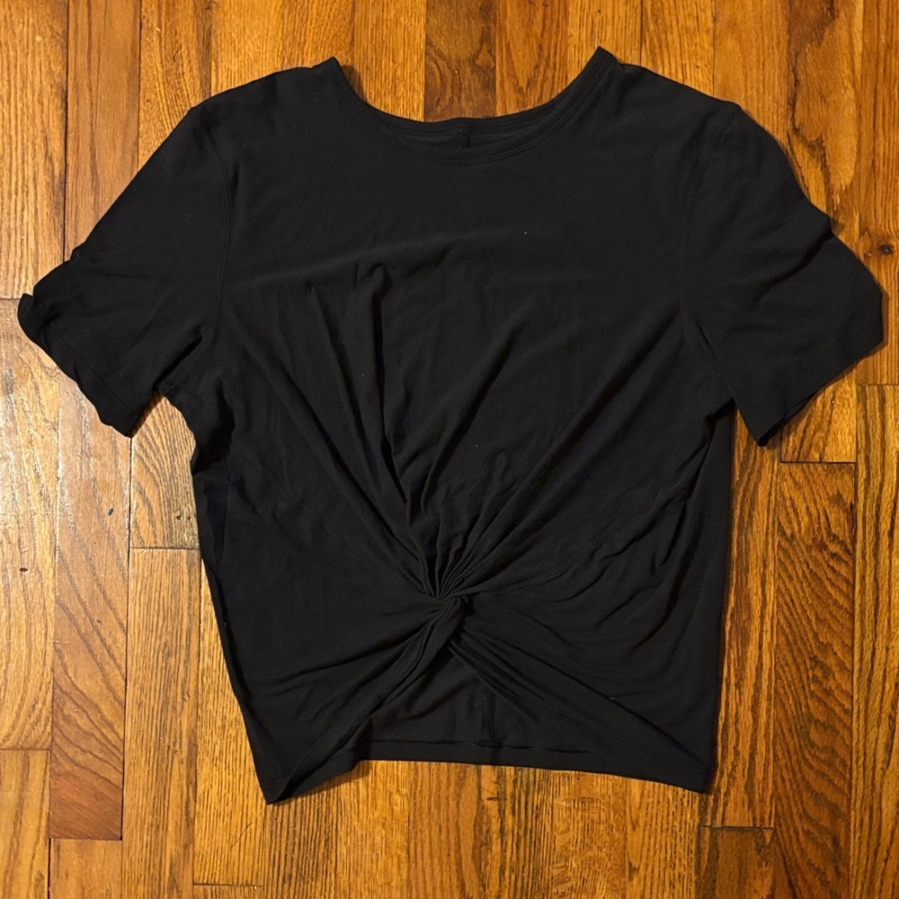🎉Lululemon Women's Black Twist-Front Short Sleeve Top!